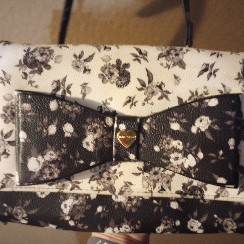 Betsey Johnson Crossbody Wallet Bag